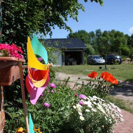 Ferienwohnung Landhaus Questin Alt Bukow Exterior foto